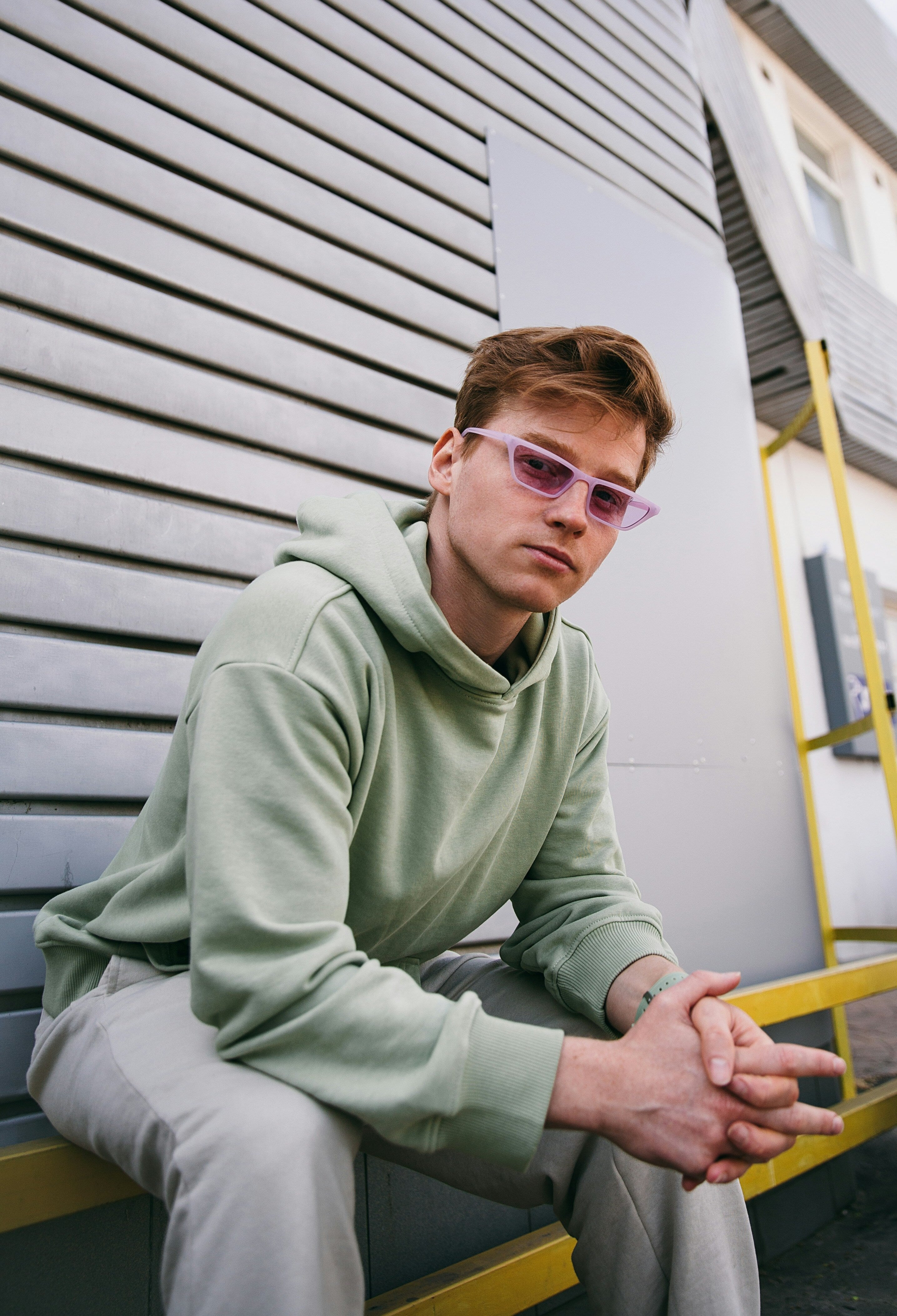 Hoodies & Sweatshirts